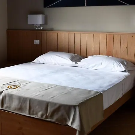Eco Rooms & Apartments Voghera Exterior foto